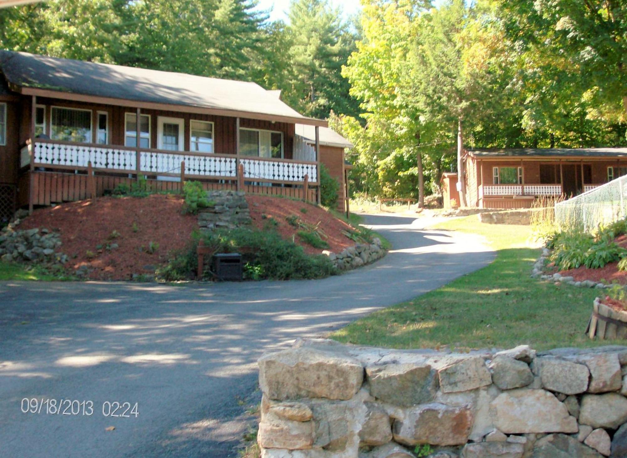 Boulders Resort Lake George Buitenkant foto